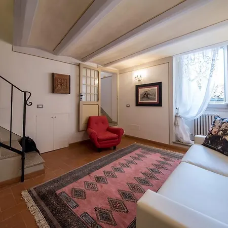 Appartmento In Via San Rufino *