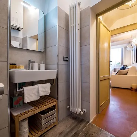 Appartmento In Via San Rufino *