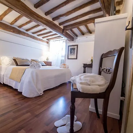 Appartmento In Via San Rufino